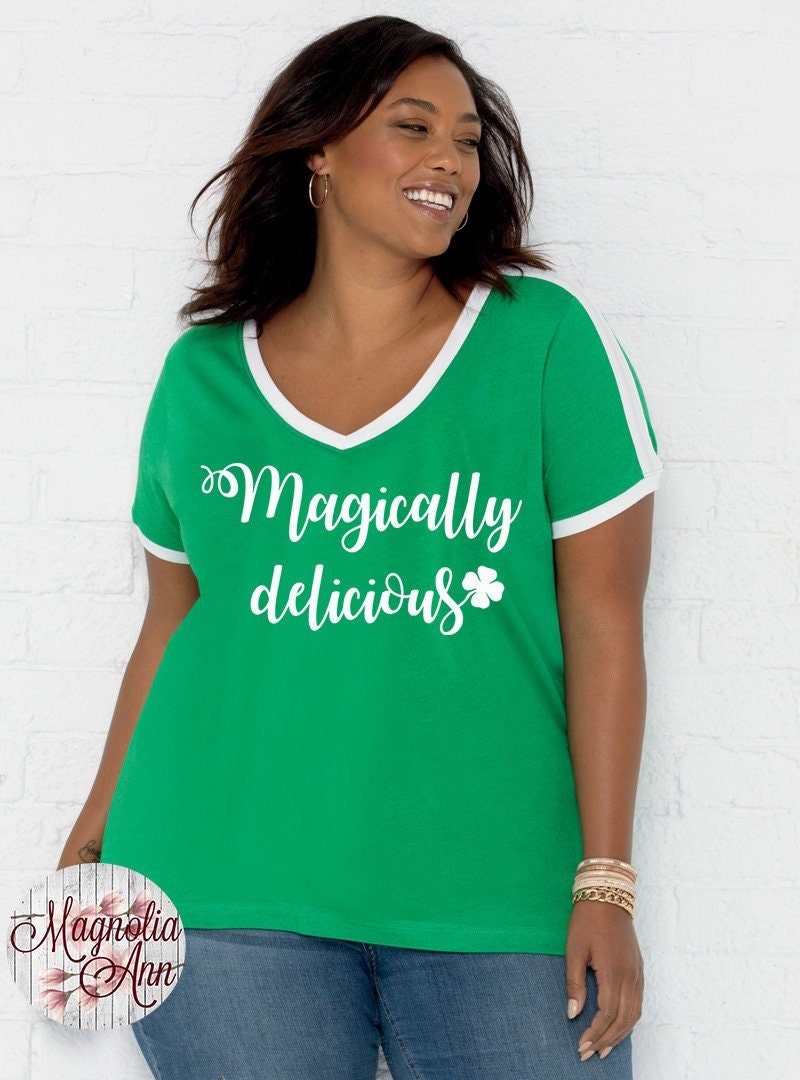 Women/'s V-neck Lucky #2 Green Clover T Shirt Irish Shamrock St Patrick/'s Day Tee