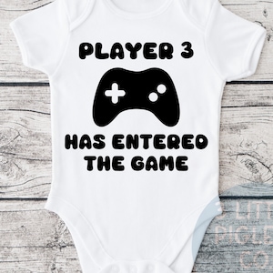 Player 3 doet mee aan de game Aankondiging zwangerschap gamer Onesie® Gamer Onesie® Gamer Baby Onesie® Videogame Videogame Baby Onesie®