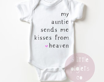Meine Tante schickt mir Küsse vom Himmel Onesie®, meine Aunties im Himmel, Tante Gedenk Onesie®, handverlesen von meiner Tante im Himmel für die Erde