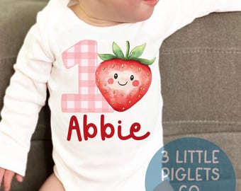 Shirt voor eerste verjaardag Berry Een aardbei Gepersonaliseerde Berry 1e verjaardag meisje aardbei verjaardagsthema outfit 1e verjaardag met naam
