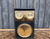 Vintage Zenith Transistor Radio
