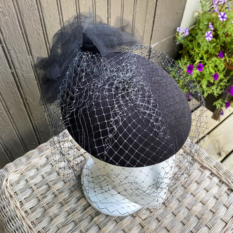 Vintage Pill Box Hat, Black, Fascinator, Womens, Hat, Formal image 5