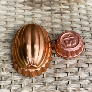 Vintage Jello Mold, Set of 2, Wall Hanging, Farmhouse, Decor, Country Kitchen, Mid Century