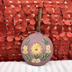 Vintage Tole Toleware Silent Butler Crumb Ash Tray
