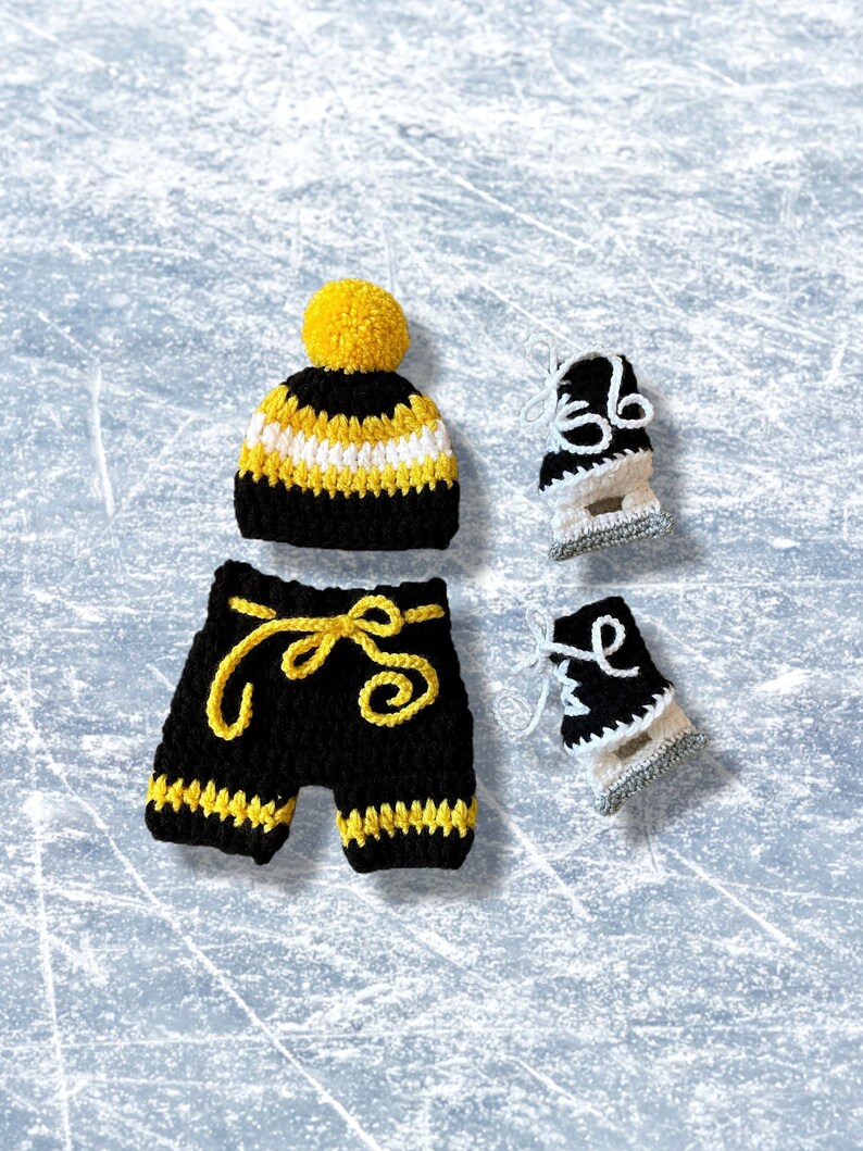 Baby Hockey Outfit, New Born Photo Prop, Boston Bruins Inspired image 1