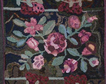 Victorian May Day, A Ralph Burnham Rug Hooking Pattern