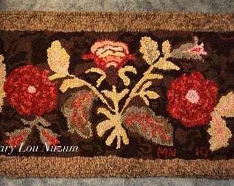 Antique Roses, A Rug Hooking Pattern by Ralph Burnham