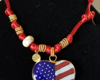 Heart with the USA flag necklace