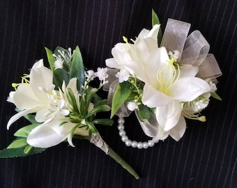 Ivory corsage and boutonniere set,Lily corsage and boutonniere, Ivory prom set, Lily Prom set.