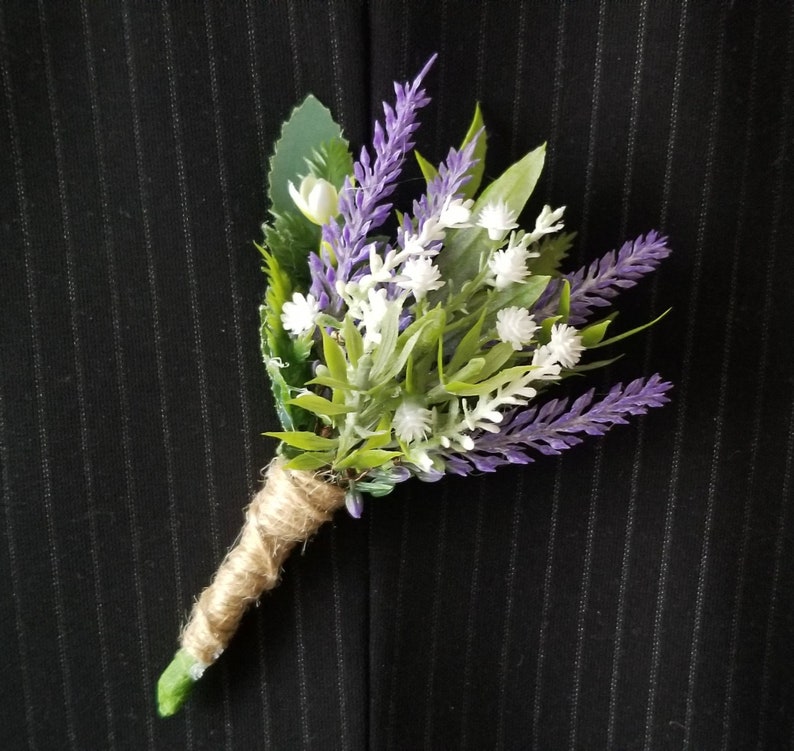 Lavender boutonniere, Purple boutonniere, Lavender wedding, Lavender groom's boutonniere, Lavender buttonhole image 1