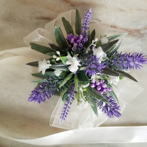Lavender boutonniere, Purple boutonniere, Lavender wedding, Lavender groom's boutonniere, Lavender buttonhole image 9