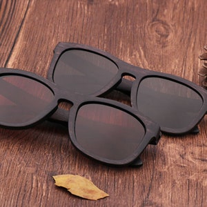 Gafas de sol de madera, personaliza tus lentes y elige el estilo de tu estuche o caja para tus gafas de sol de madera