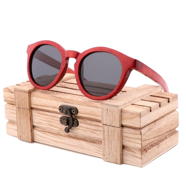 Lunettes de soleil en bois avec monture rouge, personnalisez vos verres et choisissez le style d'étui ou de boîte pour vos lunettes de soleil en bois