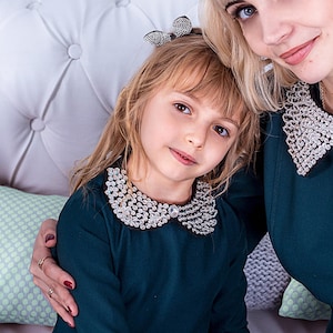 Collier amovible noir pour bébé Collier en feutre avec perles de rocaille argentées et paillettes Collier amovible Collier dentelle Peter Pan Collar