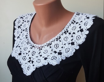 Elegant Delicate Sew-On crochet  collar for women White crochet flower necklace Victorian dress lace collar Peter pen collar