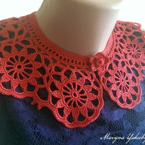 Red häkeln Kragen Halskette Frauen Abnehmbarer Kragen Baumwolle Rote Blumen Halskette Crochet Schmuck Romantische Spitzenkragen
