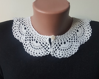 White crochet collar necklace women Victorian collar Peter pen detachable collar Romantic crochet necklace  Lace flowers collar