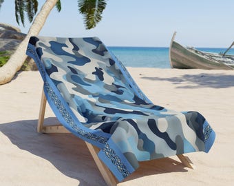 Toalla de playa con estampado de paz azul camuflado, estilo MCM Toalla para tomar el sol con el símbolo de la paz de camuflaje azul - Toalla de piscina de estilo vintage, verano
