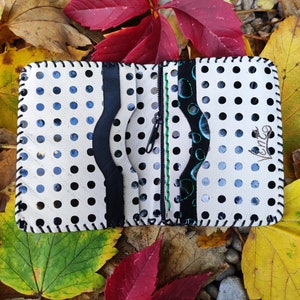 Cartera de CUERO hecha y cosida a mano: COMPACTA, de BOLSILLO, práctica, para hombre y mujer