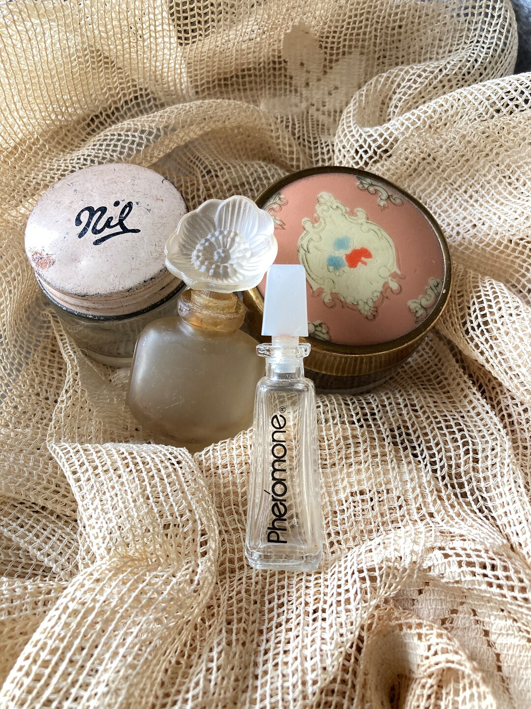 Old Dresser Jars Vintage Vanity Jars Powder Jar 1940s Fancy Powder Misc