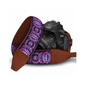 Premium Camera Strap Ideal for any DSLR Camera - Adjustable length and Comfort Padding - Retro Pink
