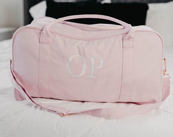 Personalized Pink Duffle Bag | Mother day gift for mom | Monogrammed Nurse mom bag - gift for travel mom and gym mom
