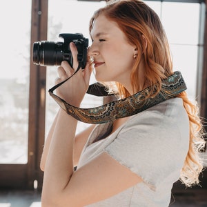 Camera Strap for Canon and Nikon -Brown Gold strap For DSLR camera - Mother's day Gift. Best Gift for photographers