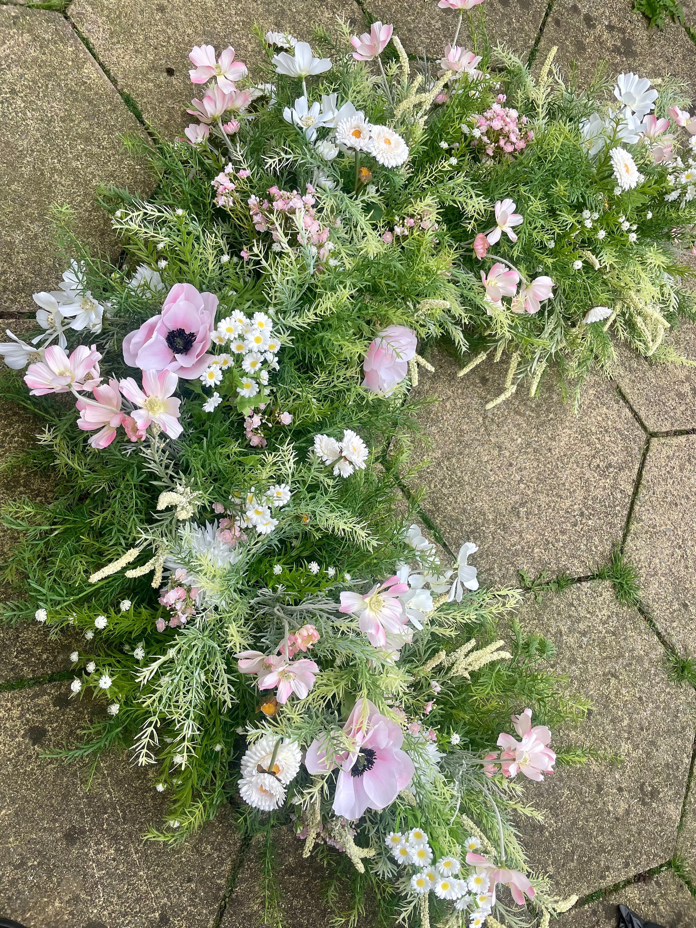 Large Wildflower Flower Garland, Wedding Flower Swag, Luxe Artificial  Flower Garland, Wedding Flower Arch, Wildflower Garland 