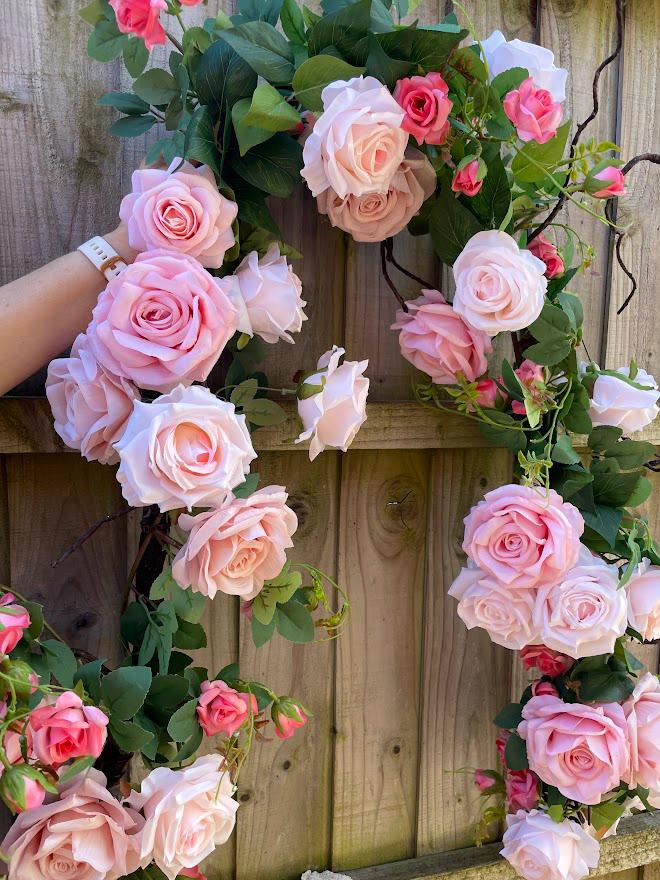 アンティーク雑貨 Romantic Rose Garland. Luxury Pink Rose Garland: Artificial Flower Vine, Hanging