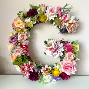 Letras de flores 3D personalizadas, alfabeto floral colorido, decoração de casamento boho, decoração de parede de sala de jogos, decoração de quarto de bebê boho, casamento de verão