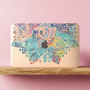Funda Mandala colorida para MacBook Pro de 16 a 14 pulgadas, M4, M3, M2 Max y M1, Rainbow Air de 15 a 13 pulgadas (2024-2020), tapa dura única para MacBook, transparente, acuarela, A3112