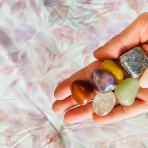 Chakra Set with Healing Crystals and Stones, Crystal Starter Kit