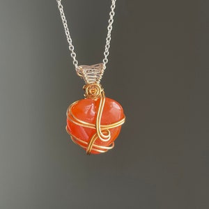 Carnelian Stone Necklace, Orange Crystal Gemstone Necklace for Confidence and Feminine Energy, Heart Shaped Pendant Necklace