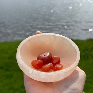 Natural Selenite Charging Bowls 4&quot;, Crystal Cleansing, Offering Bowl, Healing Decor