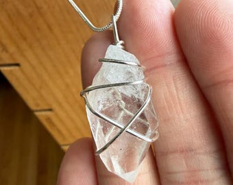 Natural Clear Quartz Point Pendant, Clear Quartz Necklace Silver Plated Pendant Jewelry Crown Chakra Stone Clarity Healing