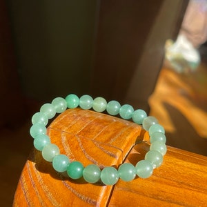 Aventurine Bracelet, Green Crystal Bracelet, Healing Protection Heart Chakra Bracelet, Stacking Bracelet with Gemstones, Calming Bracelet