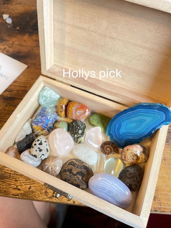 Crystal Mystery Box Assorted Metaphysical Healing Stones Chakra Protection  Crystal Gift Box 