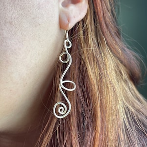 Silver Swirl Earrings, Freeform Earrings, Doodle Silver Spiral Earrings, Silver Drop Earrings, Boho Style Jewelry, 925 Earrings