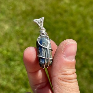 Blue Kyanite Crystal Necklace, Kyanite Stone Jewelry, Unisex Healing Gemstone Jewelry