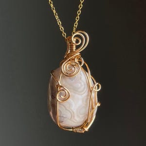 Collier fou dentelle en agate, pendentif en cristal enveloppé de fil métallique, bijoux en pierre de guérison pour femme, style bohème, bijoux sans nickel