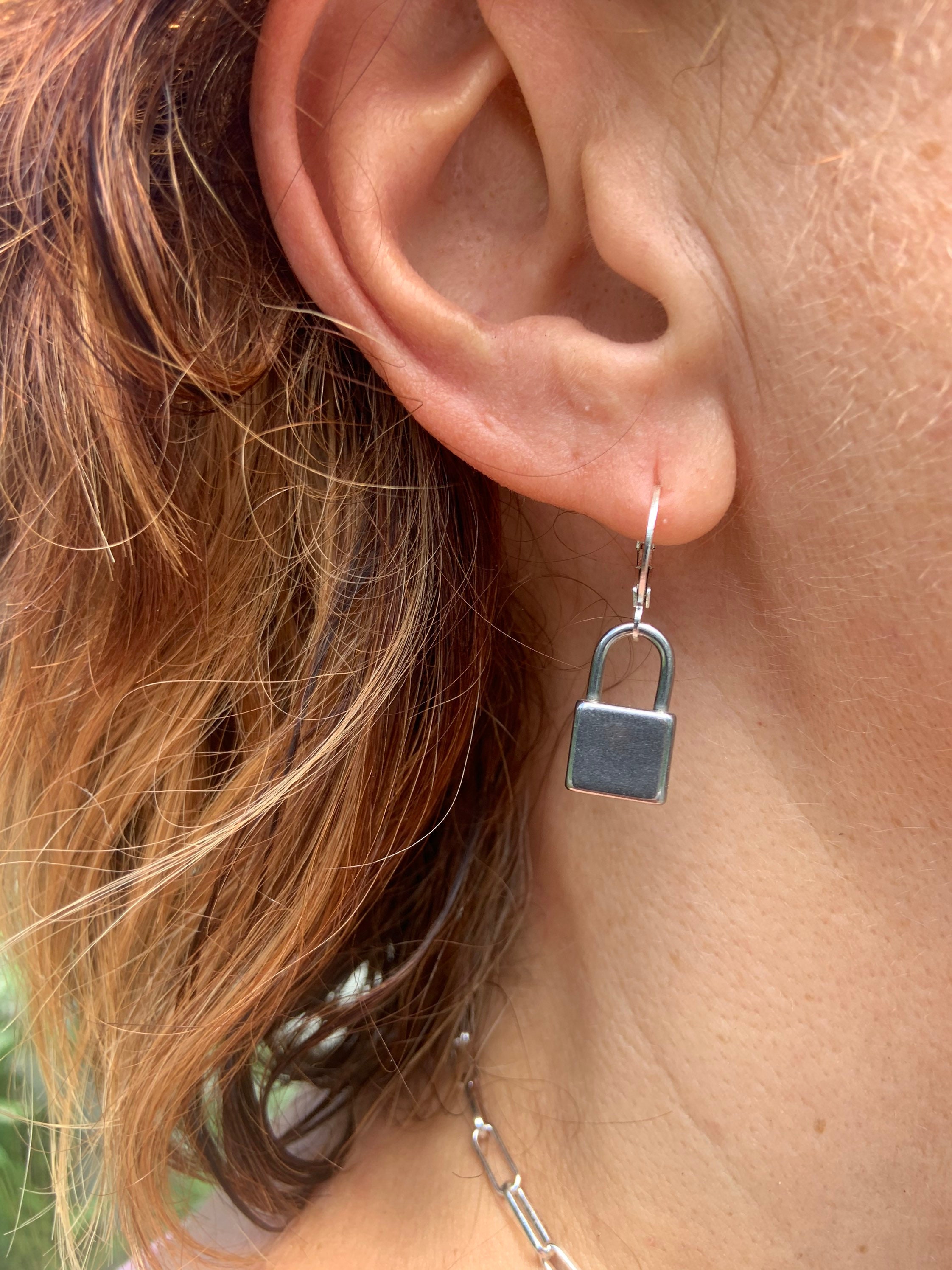 [COLD FRAME] ☆ / NEW LUX HUGGIE EARRINGS NEW LUX HUGGIE EARRINGS