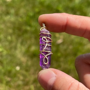 Purple Flame Aura Quartz Necklace, Gold Crystal Pendant Necklace, Rainbow Aura Titanium Crystal Point Necklace, Boho Gift for Her