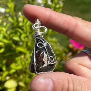 Natural Fire Agate Crystal Stone Necklace, Copper Pendant Wire Wrapped, Healing Rock Gift for Women, Necklaces Gifts