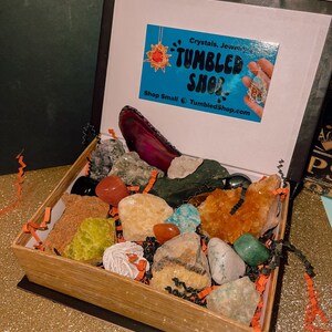 Halloween Crystal Box Various crystals aligned personalized box, mix of natural and tumbled pieces