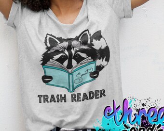Camiseta inspirada en el mapache del lector de basura; Camiseta temática Smut Reader; Camisa amante del libro
