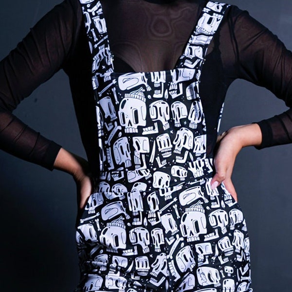 Macacão curto com caveira, macacão feminino, macacão curto de Halloween, macacão curto preto e branco, shorts jeans, macacão fofo, macacão curto plus size
