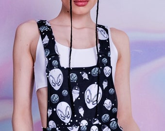 Black Alien Shortalls, Cute Shortalls Women, womens short overalls, short dungarees, gothic clothing, goth outfit, plus size overalls summer