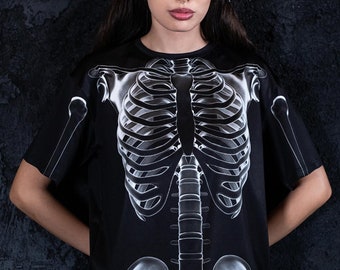 Black Skeleton T-shirt for Women, Halloween shirt with bones, skeleton graphic tee, skeleton costume for couples, goth outfit, gothic