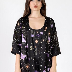 Butterfly Short Kimono Outfit Close View