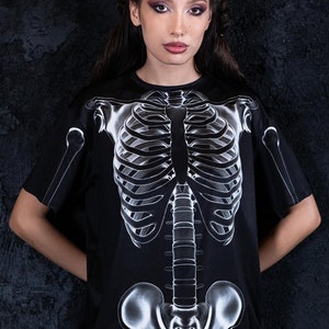 Black Skeleton T-shirt for Women, Halloween shirt with bones, skeleton graphic tee, skeleton costume for couples, goth outfit, gothic